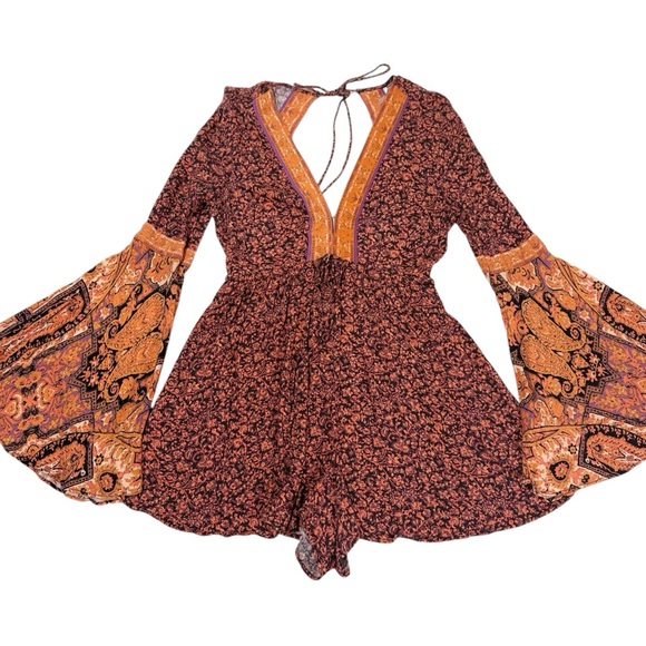 Free People Boho Orange Once Upon a Time Bell Deep V-neck Sleeve Romper Size Sm - Picture 4 of 9